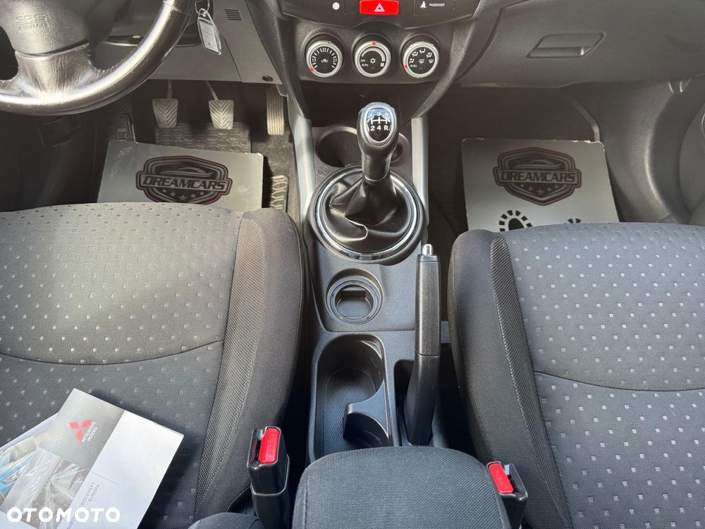 Mitsubishi ASX - 28