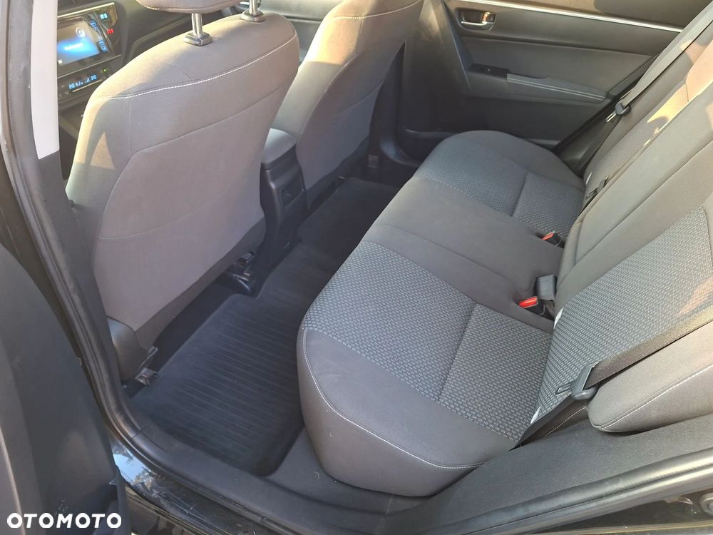 Toyota Corolla 1.6 Comfort - 12
