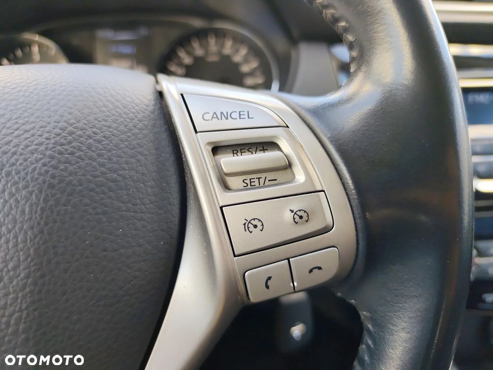 Nissan Qashqai 1.6 DCi 4x4 Acenta EU6 - 24