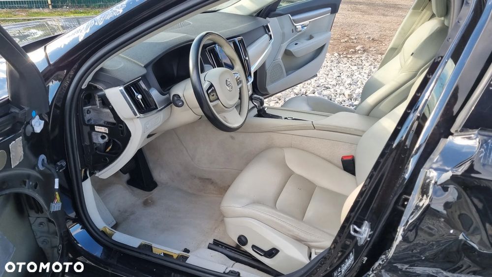 Volvo V90 D4 Geartronic - 28