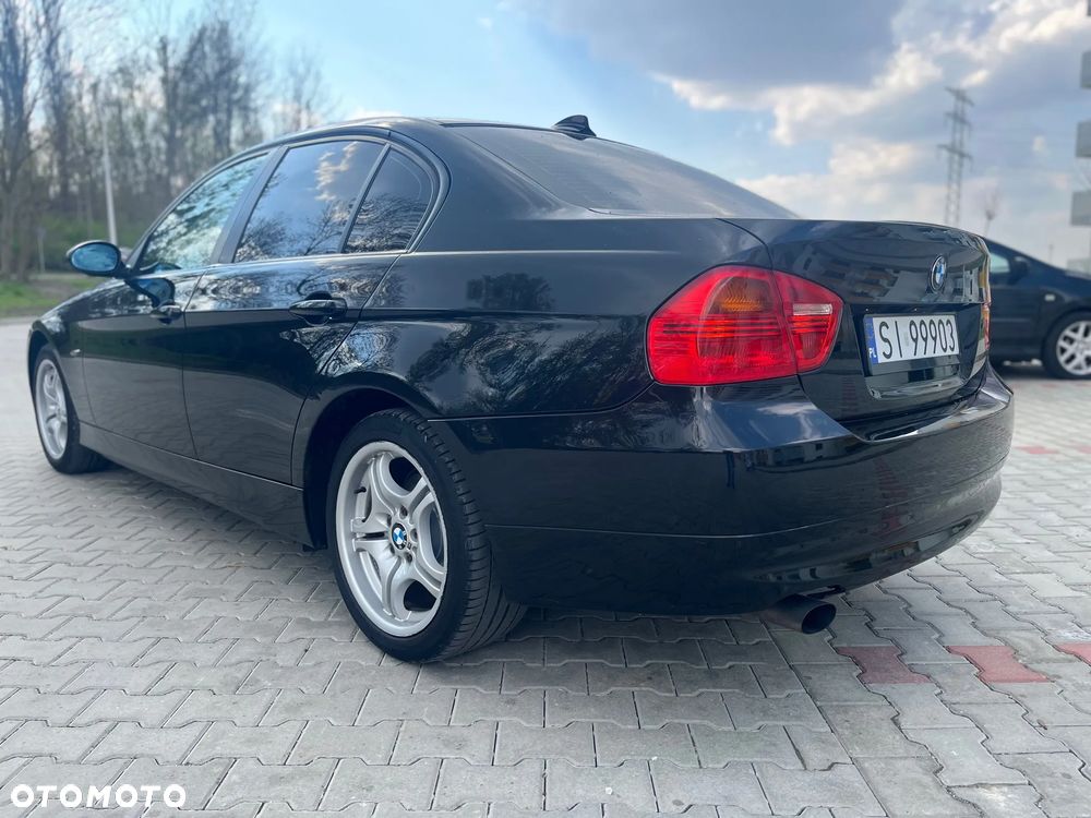 BMW Seria 3 318i - 7