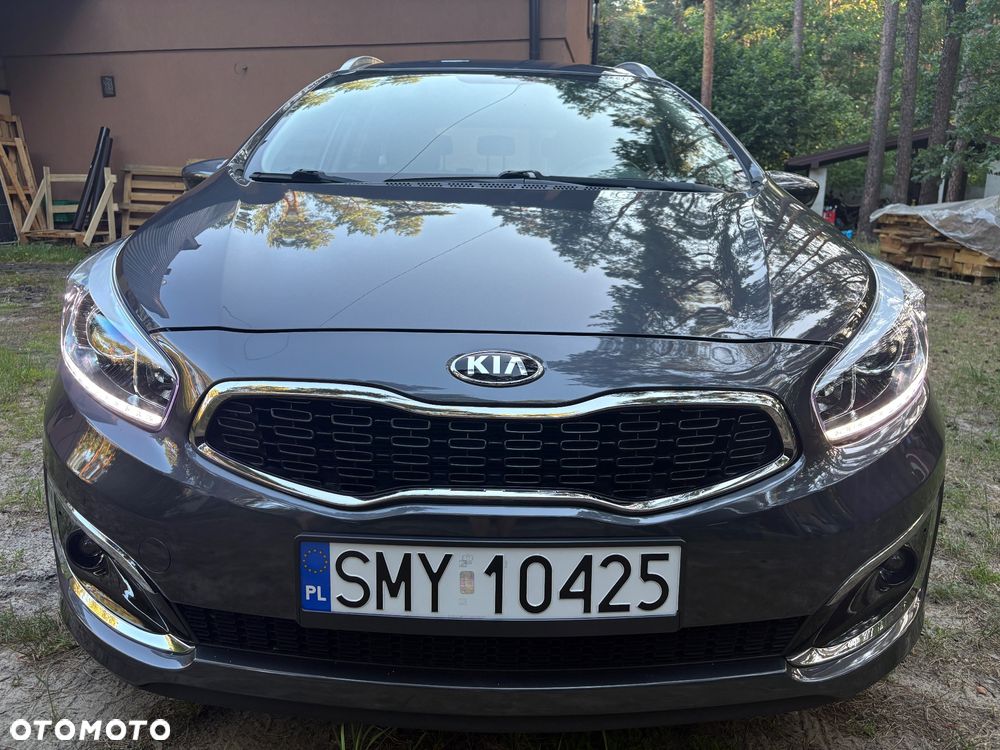 Kia Ceed - 1