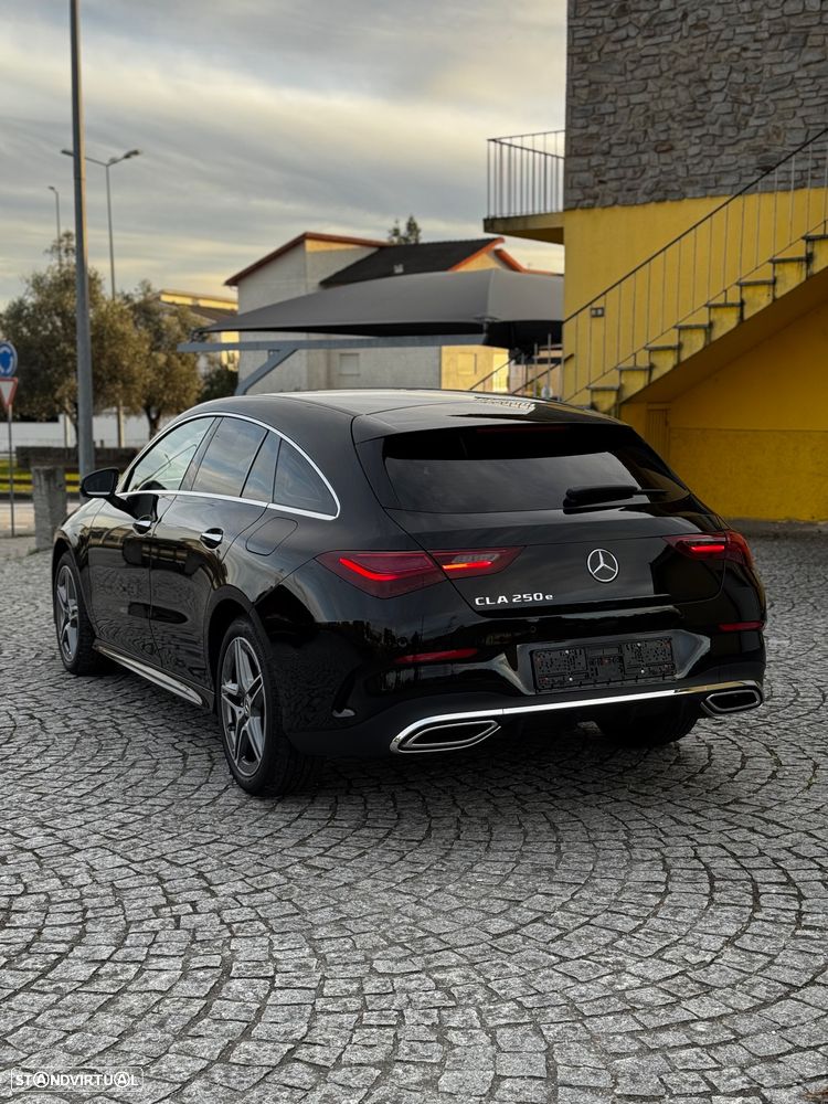 Mercedes-Benz CLA 250 e Shooting Brake 8G-DCT AMG Line - 5