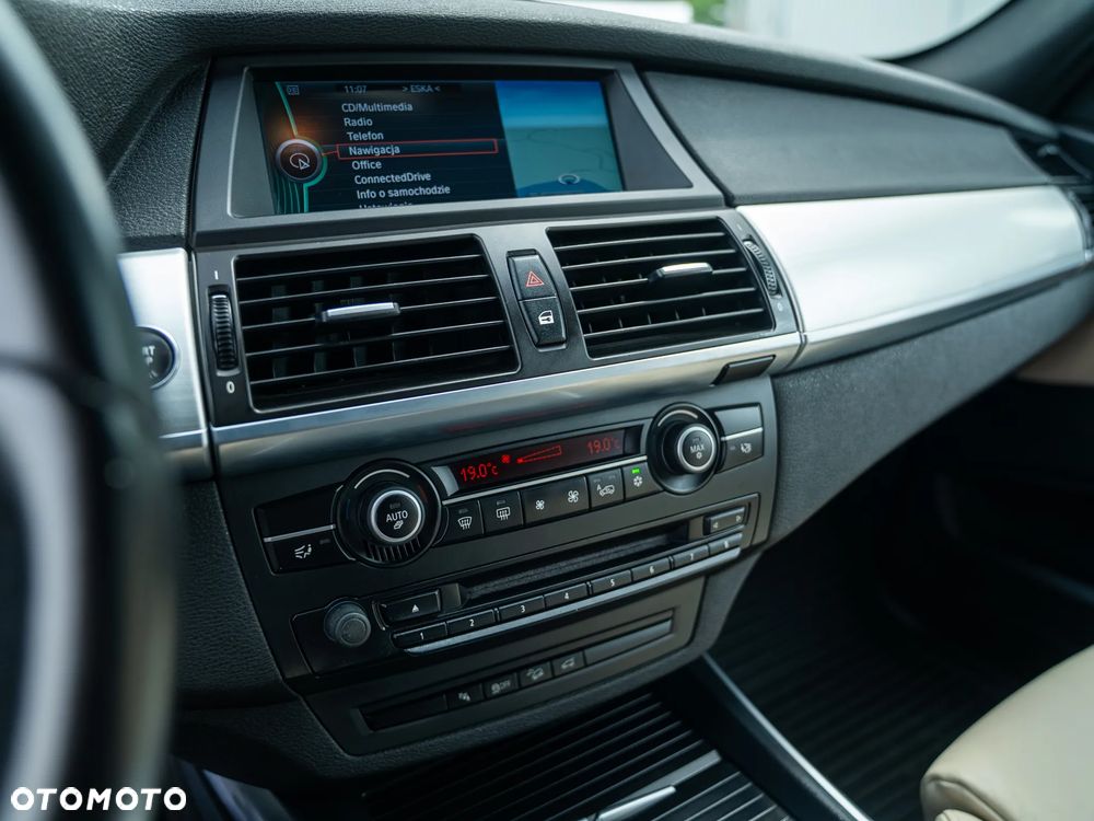 BMW X5 - 21