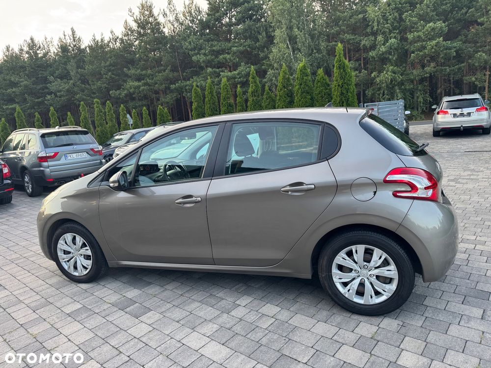 Peugeot 208 82 PureTech Style - 4