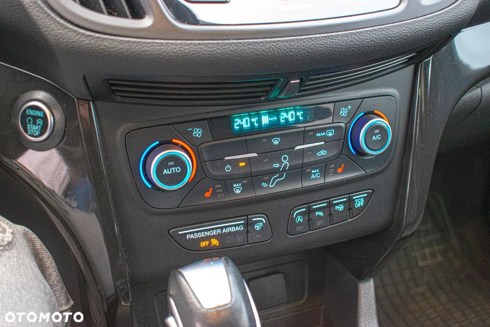 Ford Escape 2.0 EcoBoost AWD Titanium - 18