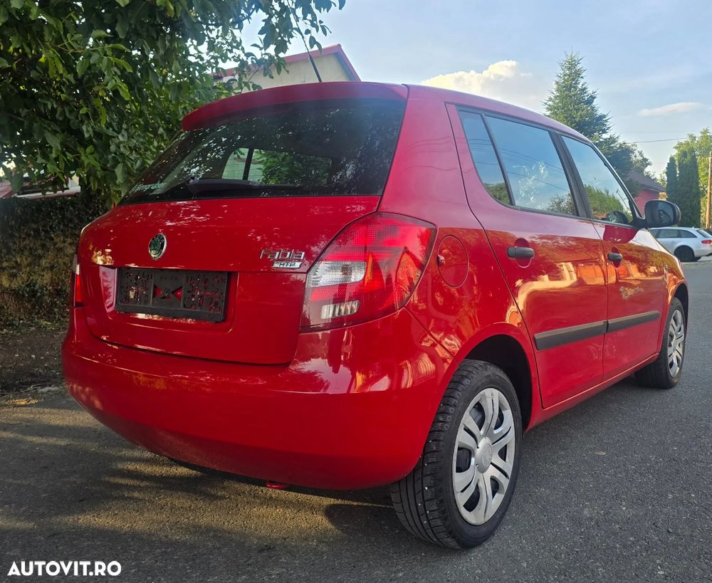 Skoda Fabia 1.2 HTP Active - 4
