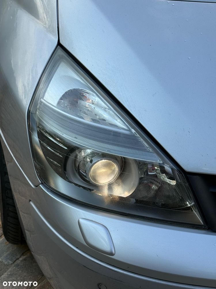 Renault Grand Espace 2.0 dCi FAP Initiale - 15