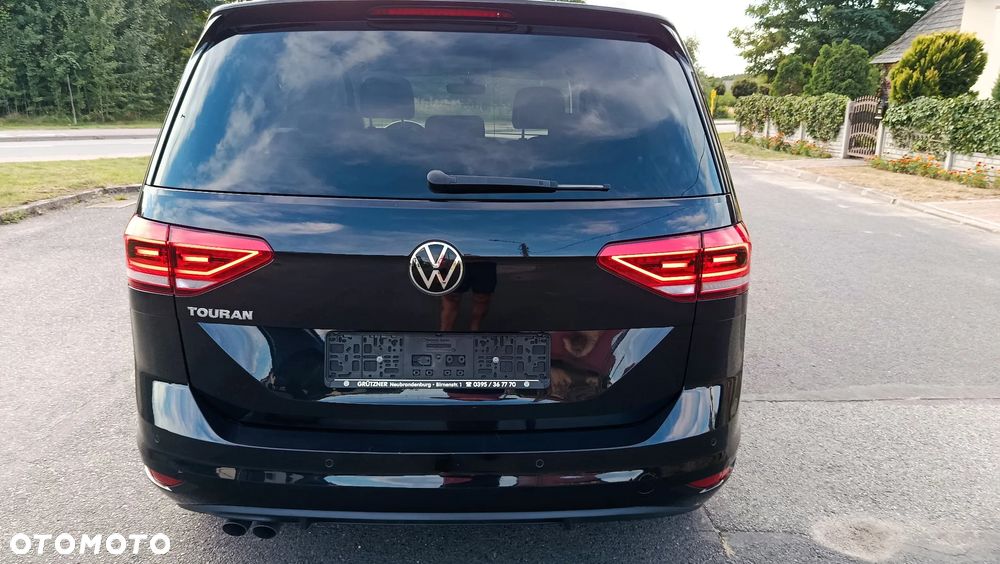 Volkswagen Touran 2.0 TDI SCR DSG ACTIVE - 13