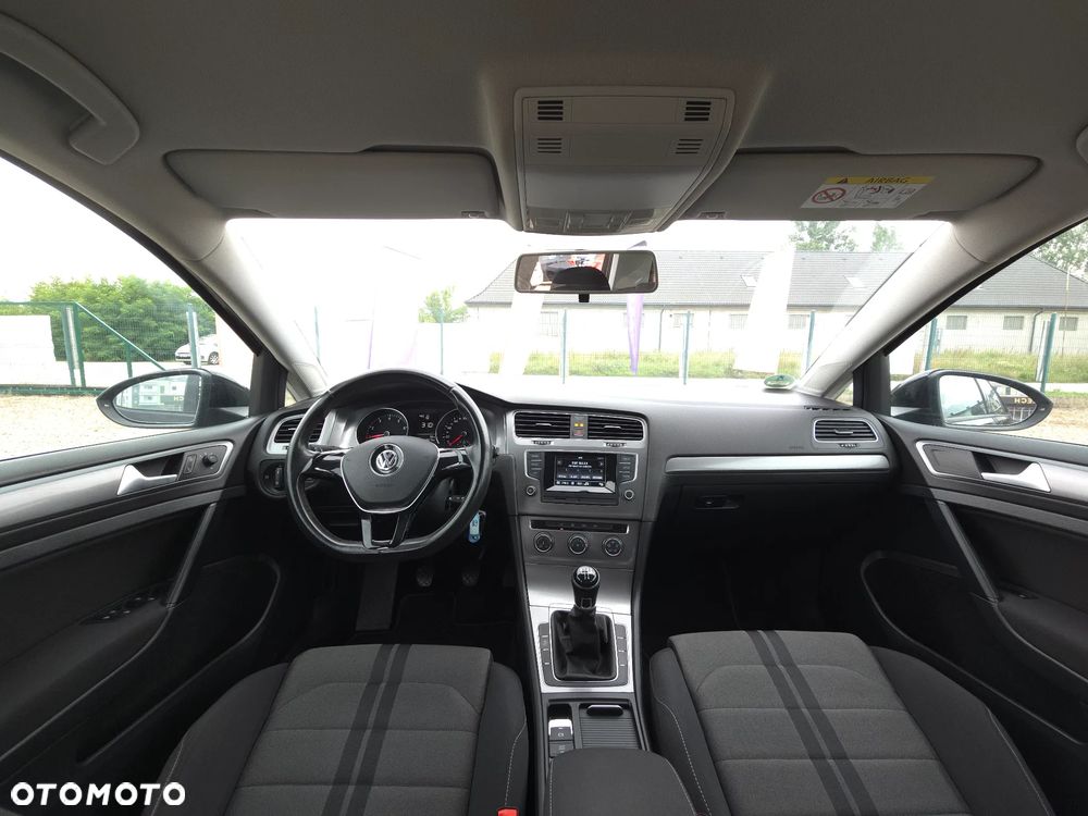 Volkswagen Golf 1.2 TSI BMT Trendline - 33