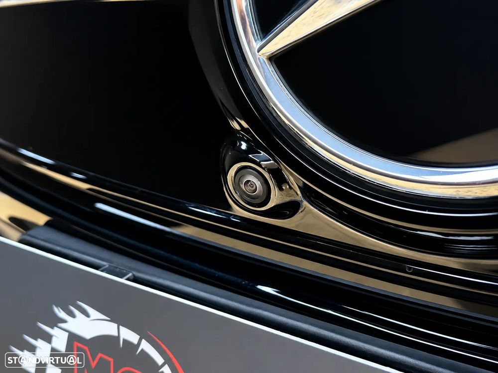 Mercedes-Benz EQA 300 4Matic AMG Line - 11