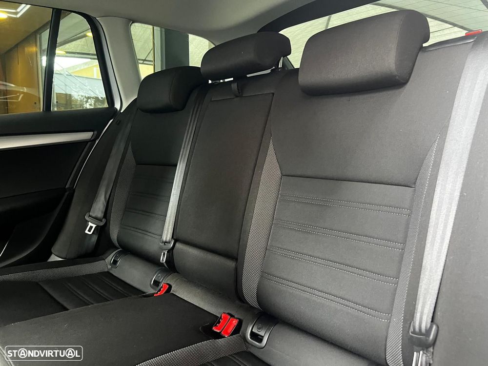 Skoda Octavia 1.6 TDI Style DSG - 12