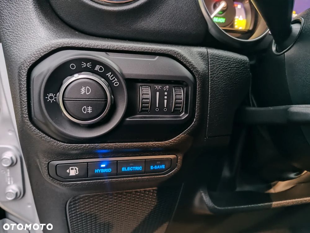 Jeep Wrangler 2.0 4xe Plug-In Hybrid Hardtop Sahara - 13
