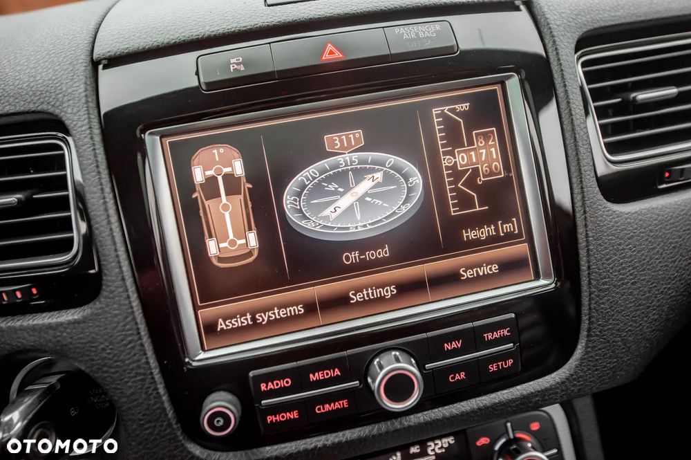 Volkswagen Touareg 3.0 V6 TDI BMT Perfectline R-Style - 37