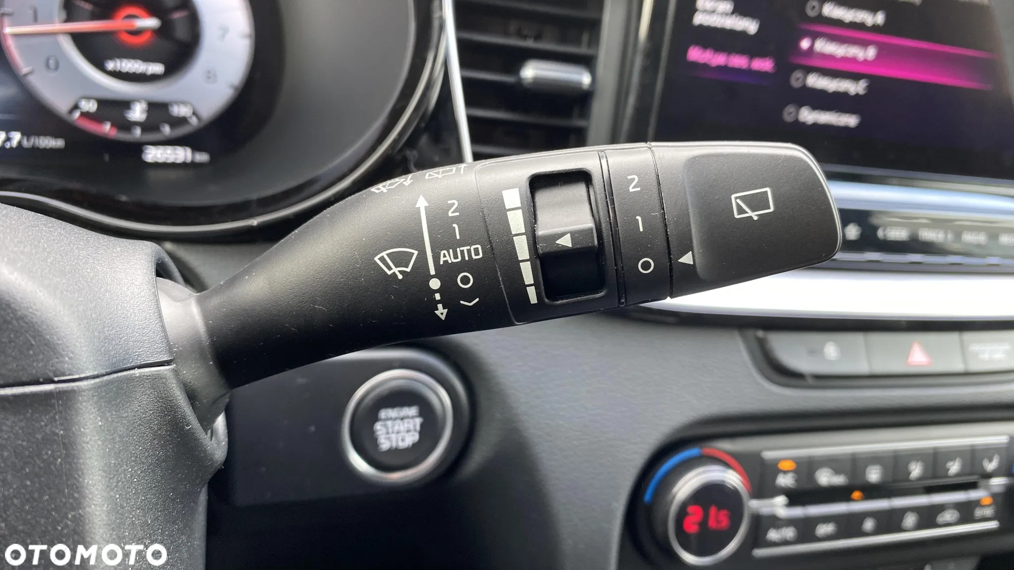 Kia ProCeed 1.5 T-GDI GT Line - 4