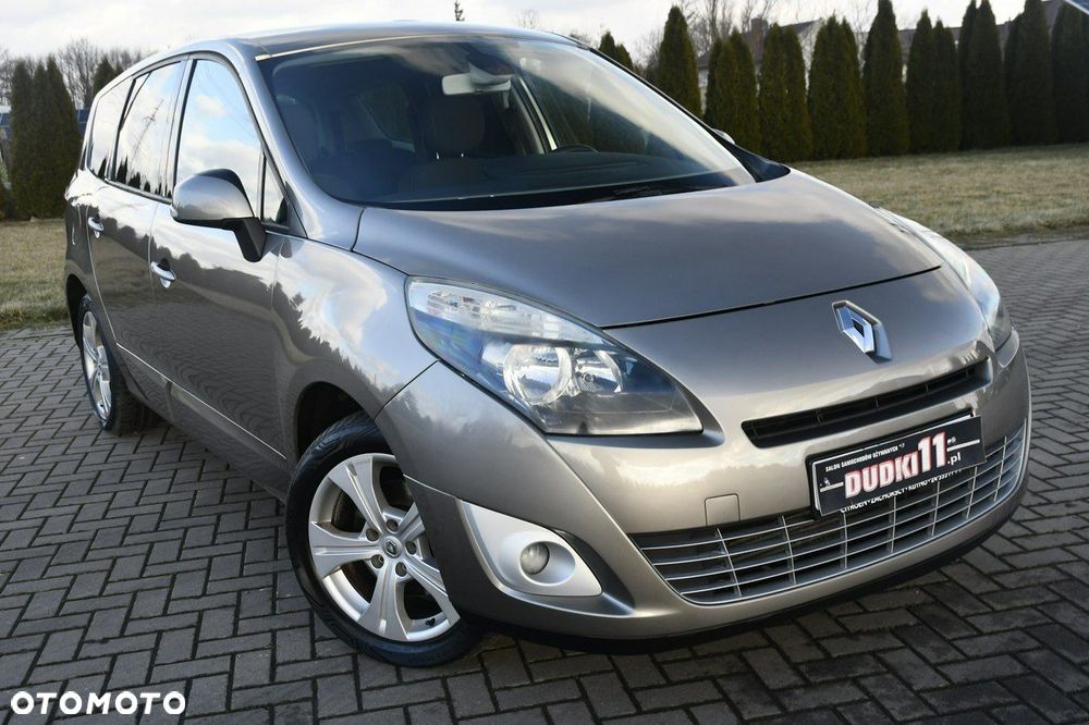 Renault Grand Scenic - 1
