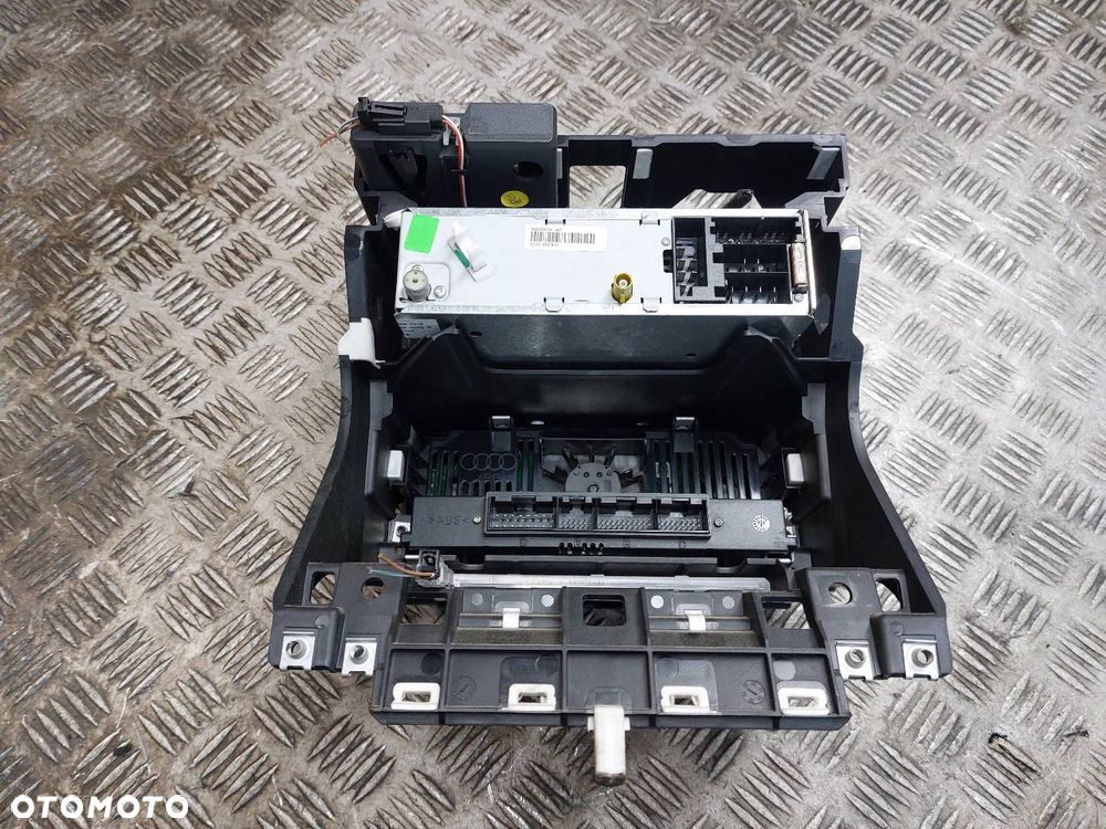 RADIO ODTWARZACZ + PANEL NAWIEWU + RAMKA + CUPHOLDER AUDI A3 8P - 4