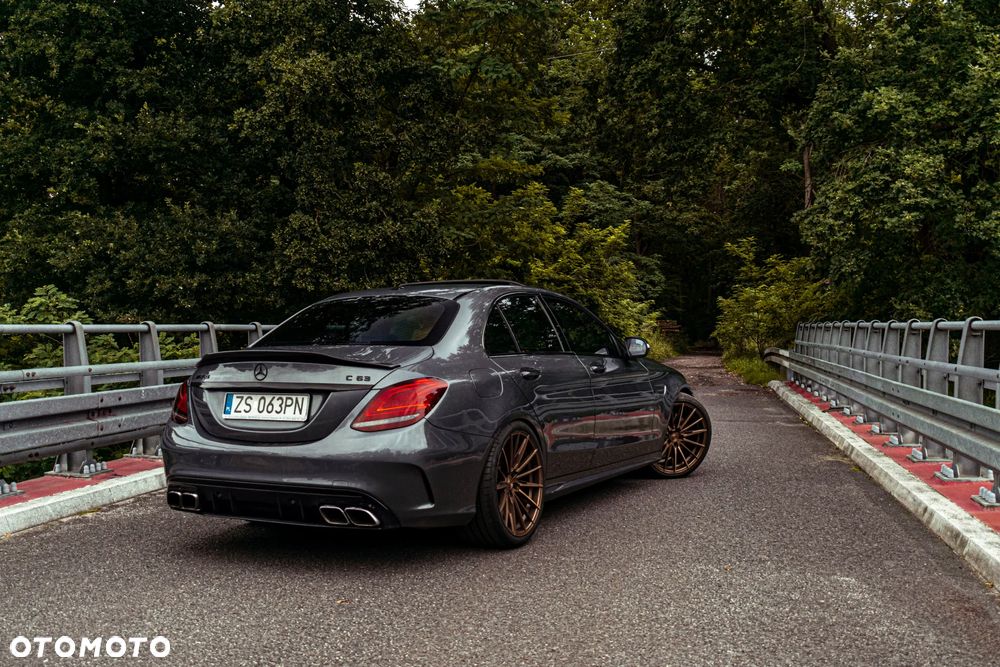 Mercedes-Benz Klasa C AMG 63 AMG Speedshift MCT 9G - 2