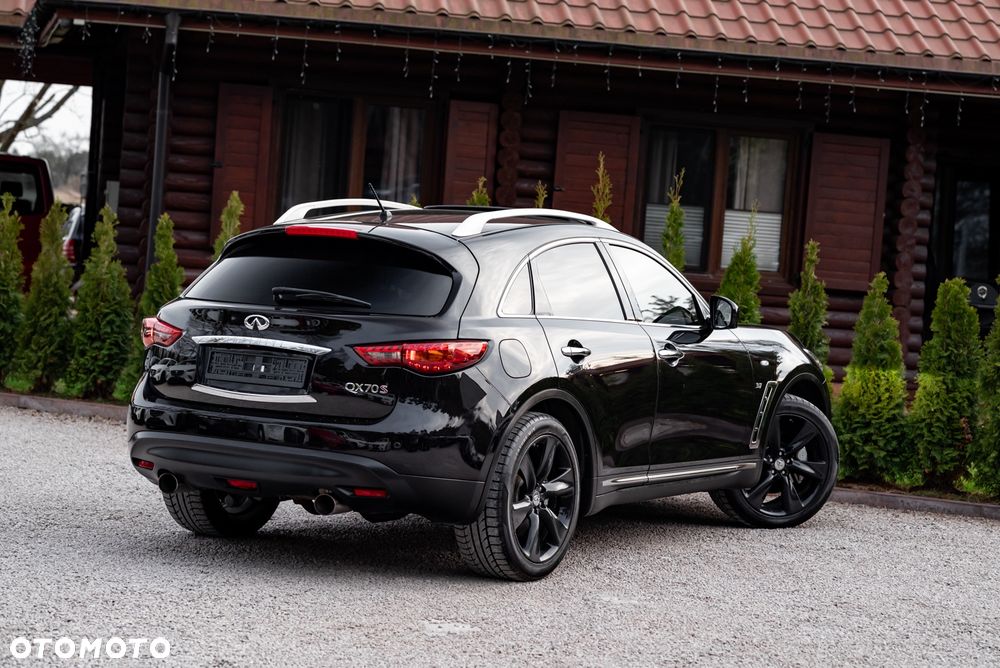 Infiniti QX70 3.7 AWD S - 12