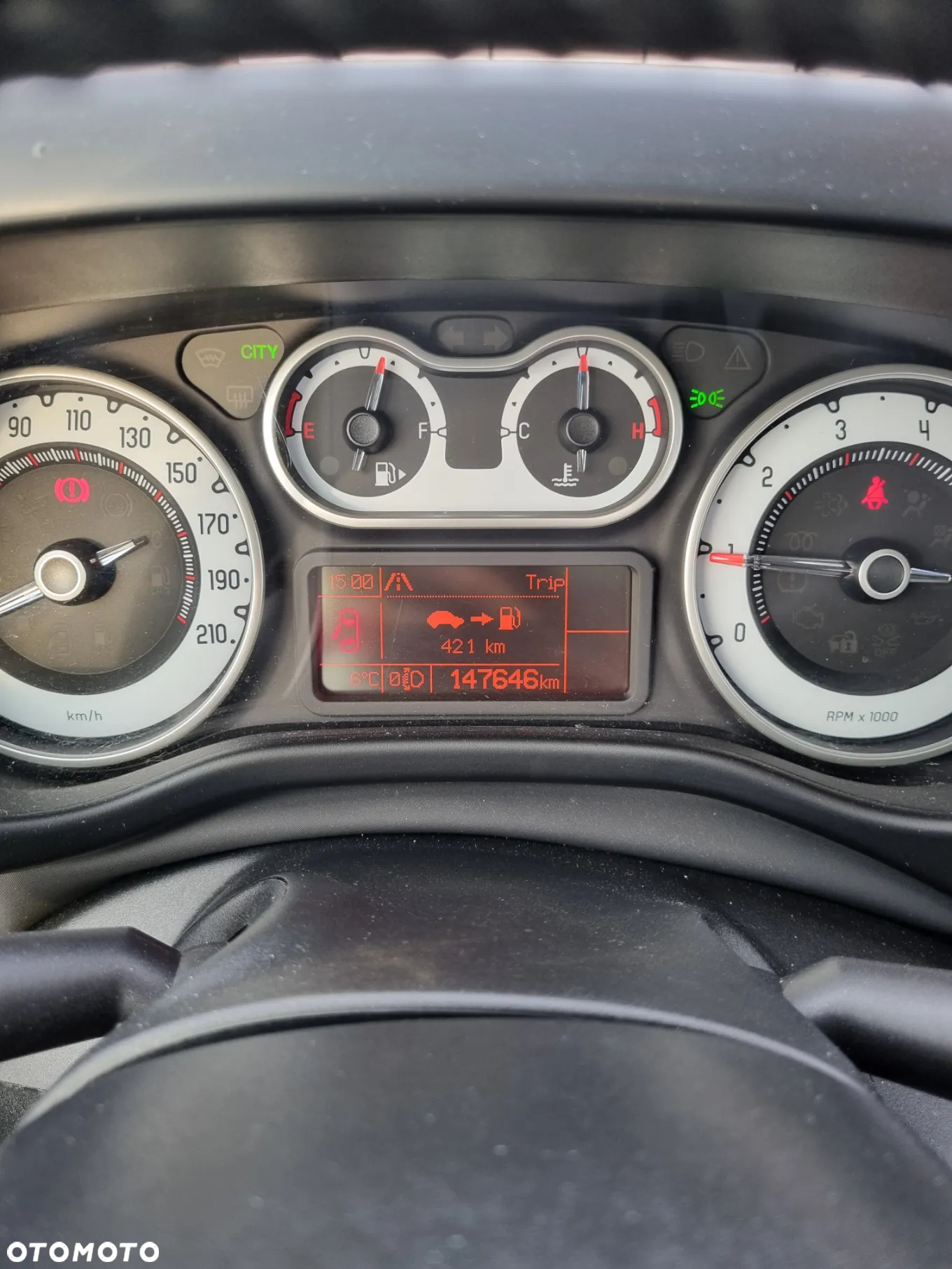 Fiat 500L 1.4 16V Urban - 8