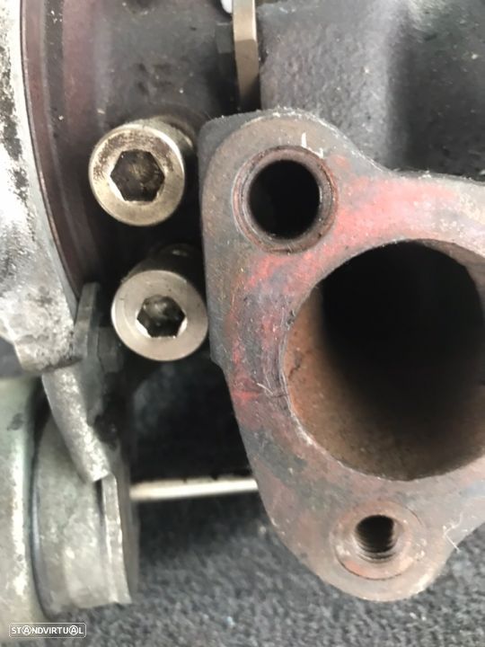 Turbo 1.8T Audi TT S3 Vw Golf Gti NOTA: o turbo está em bom estado com o colector estalado conforme visível nas últimas fotografias - 5