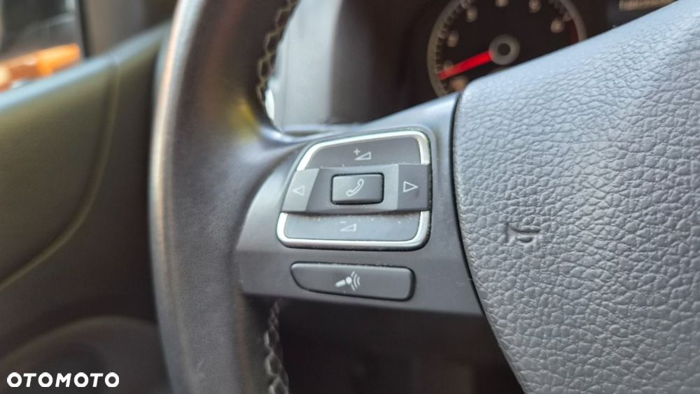 Volkswagen Golf Plus 1.4 TSI DSG Style - 24