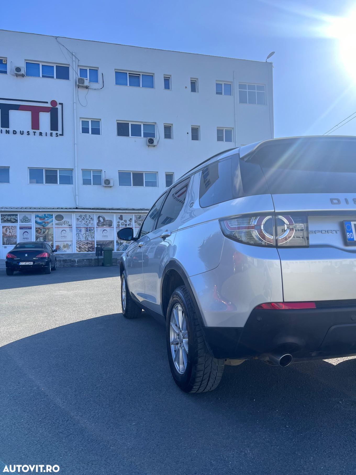 Land Rover Discovery Sport 2.0 l TD4 HSE Aut. - 7