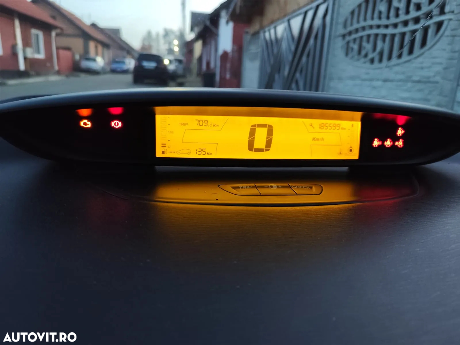 Citroën C4 1.6 HDI Style - 10
