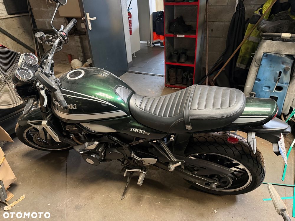 Kawasaki Z 900 RS - 4