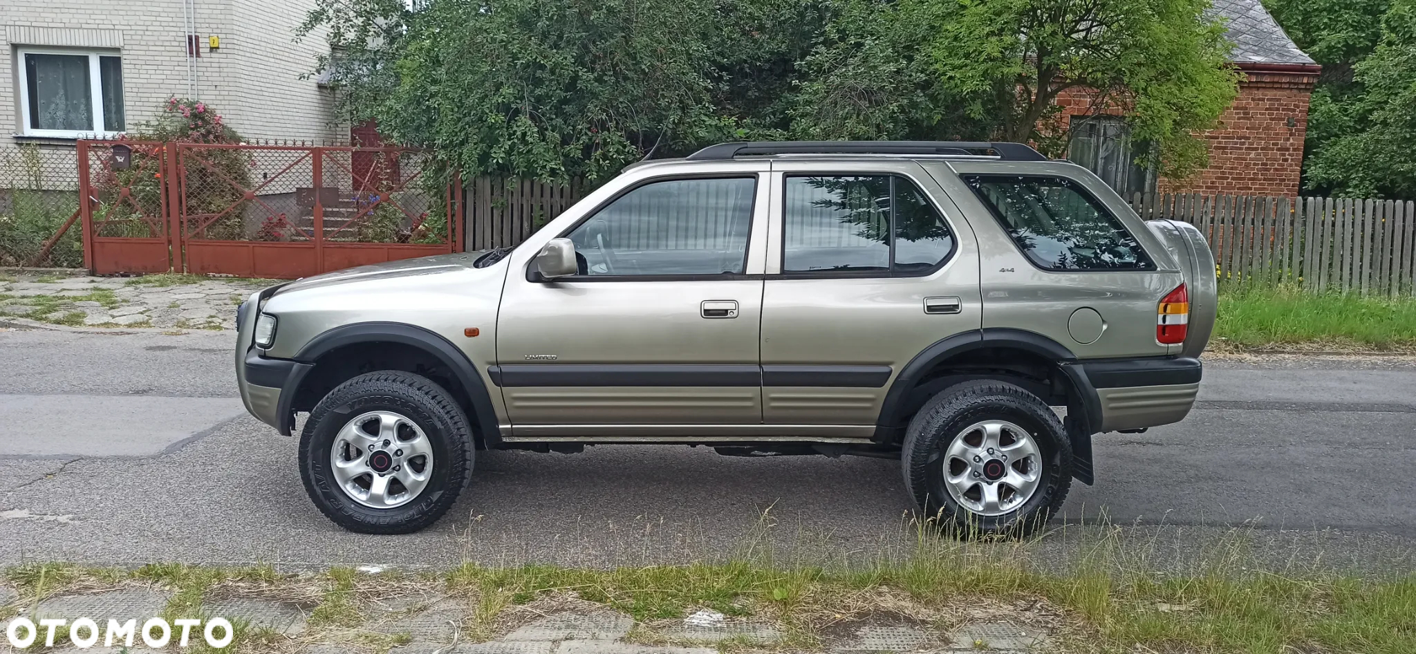 Opel Frontera - 12