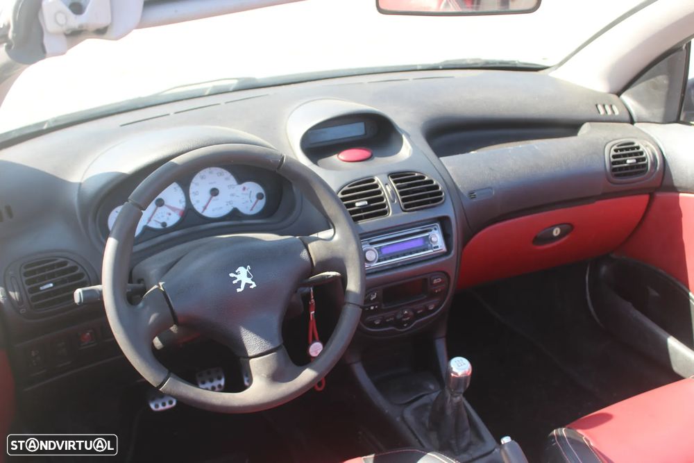 Peugeot 206 CC 2.0 - 6