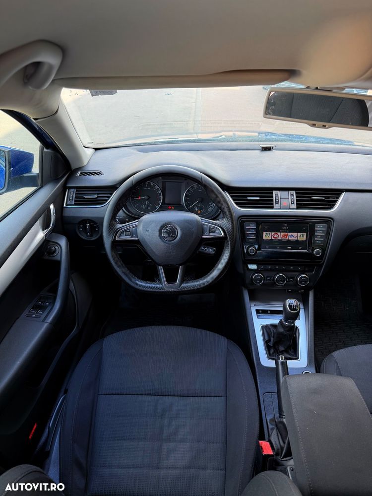Skoda Octavia 2.0 TDI Style - 10