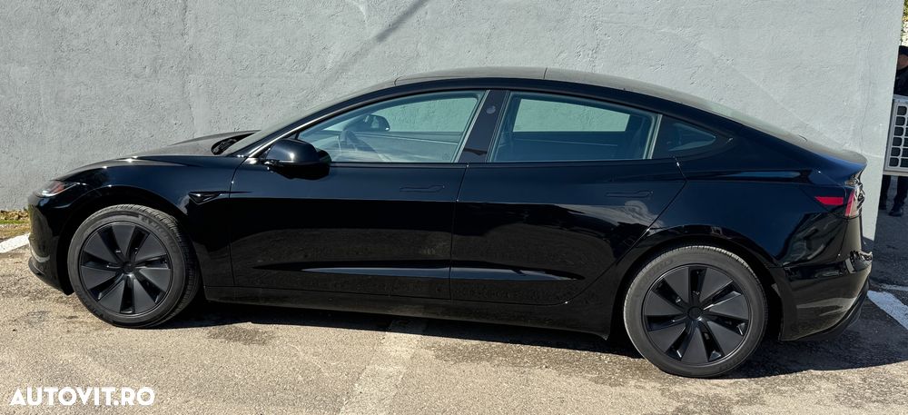 Tesla Model 3 - 27