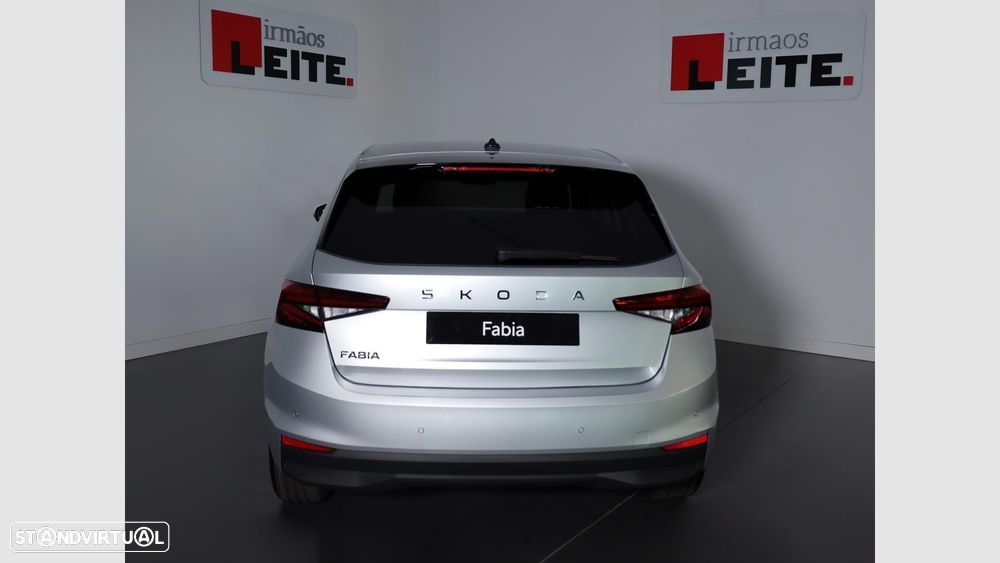 Skoda Fabia 1.0 TSI Selection DSG - 18