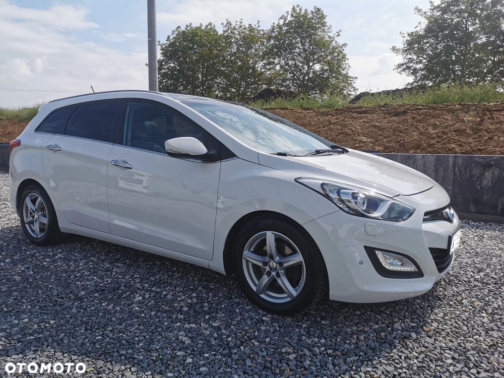 Hyundai i30 1.6 CRDi Premium - 10