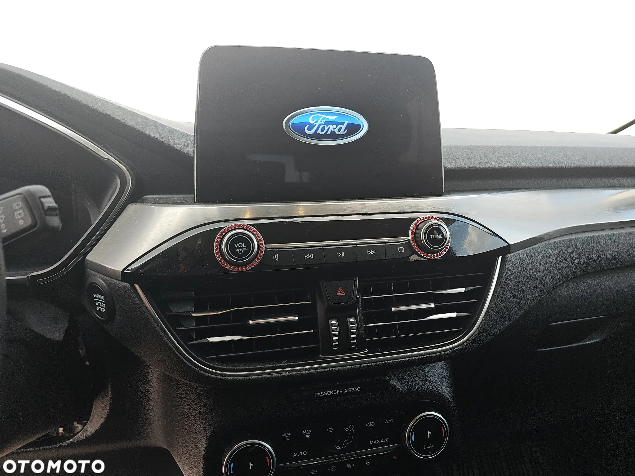 Ford Kuga 1.5 EcoBoost FWD Titanium - 14