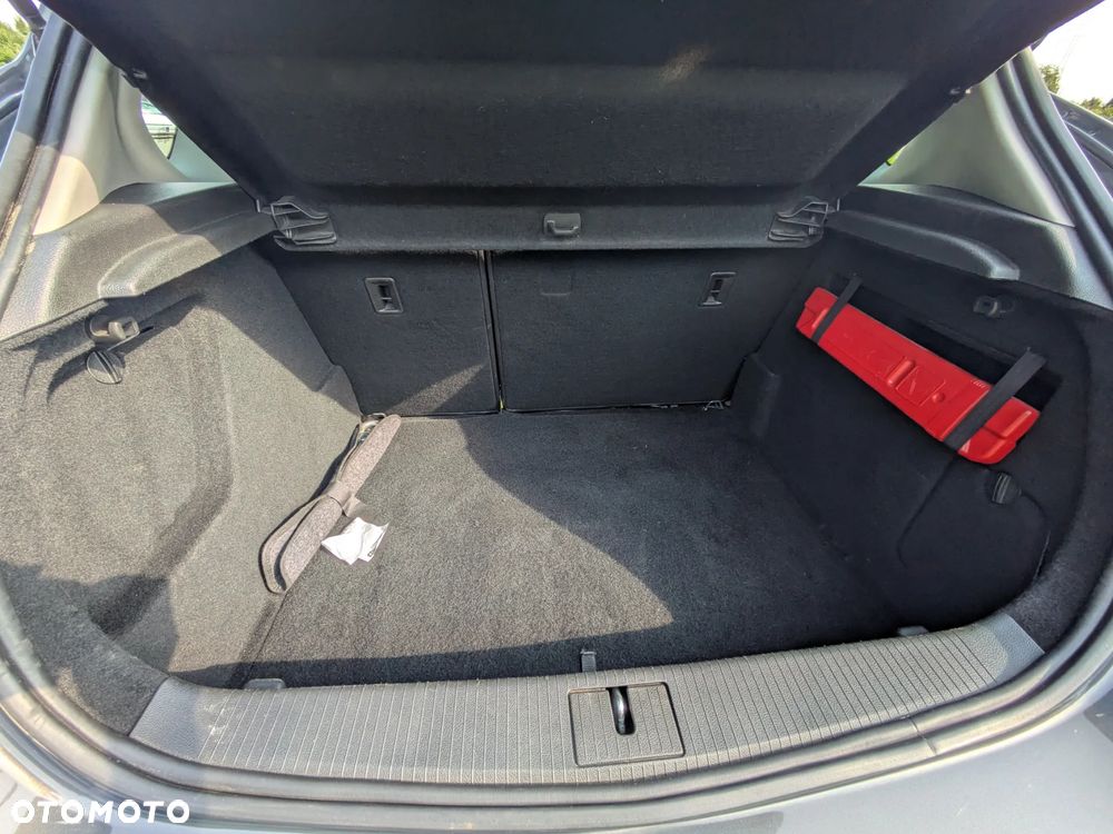 Opel Astra 1.4 T Cosmo - 17