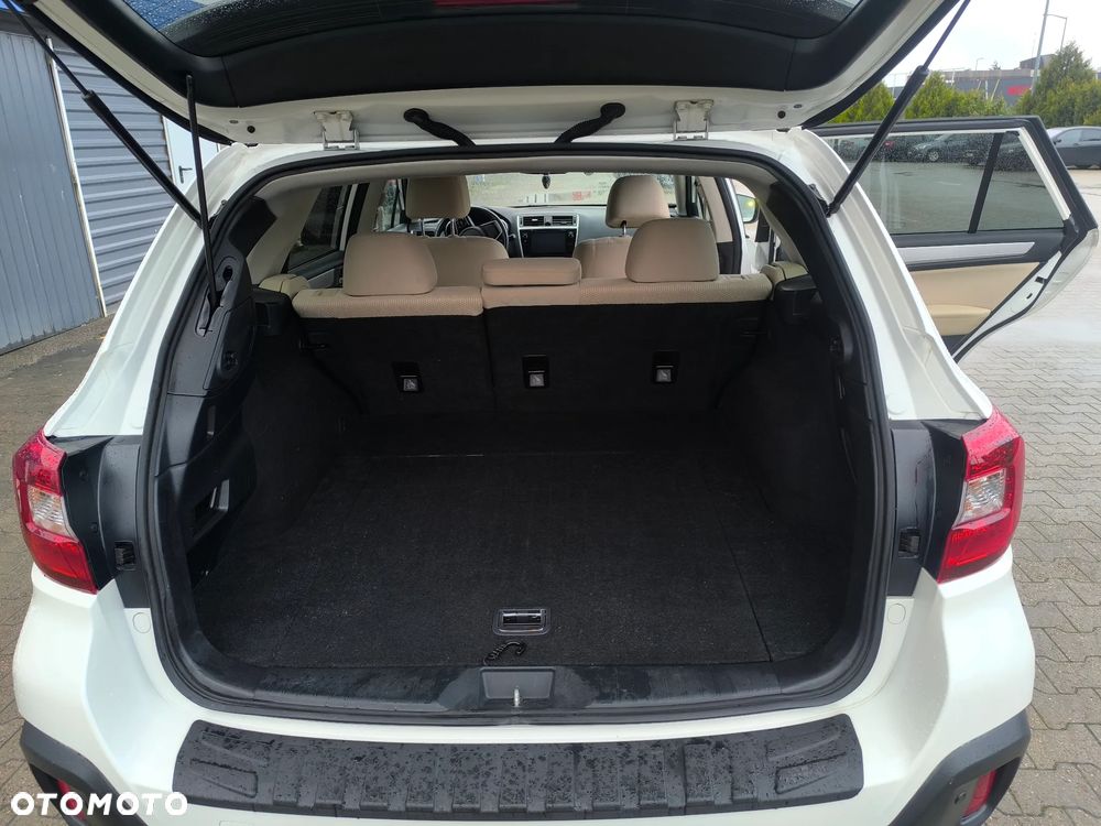 Subaru Outback 2.5i Active (EyeSight) Lineartronic - 12