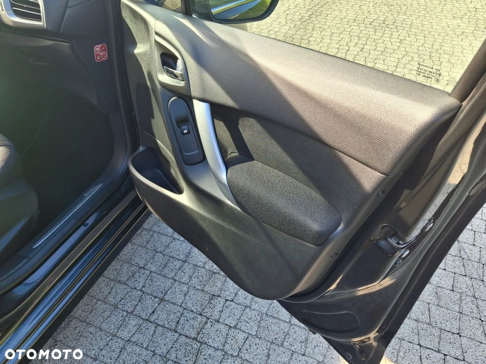 Citroën C3 VTi 95 Exclusive - 11
