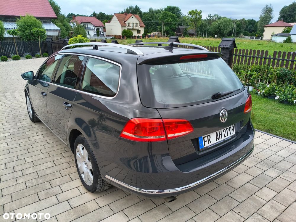 Volkswagen Passat 2.0 TDI DPF Sportline DSG - 5