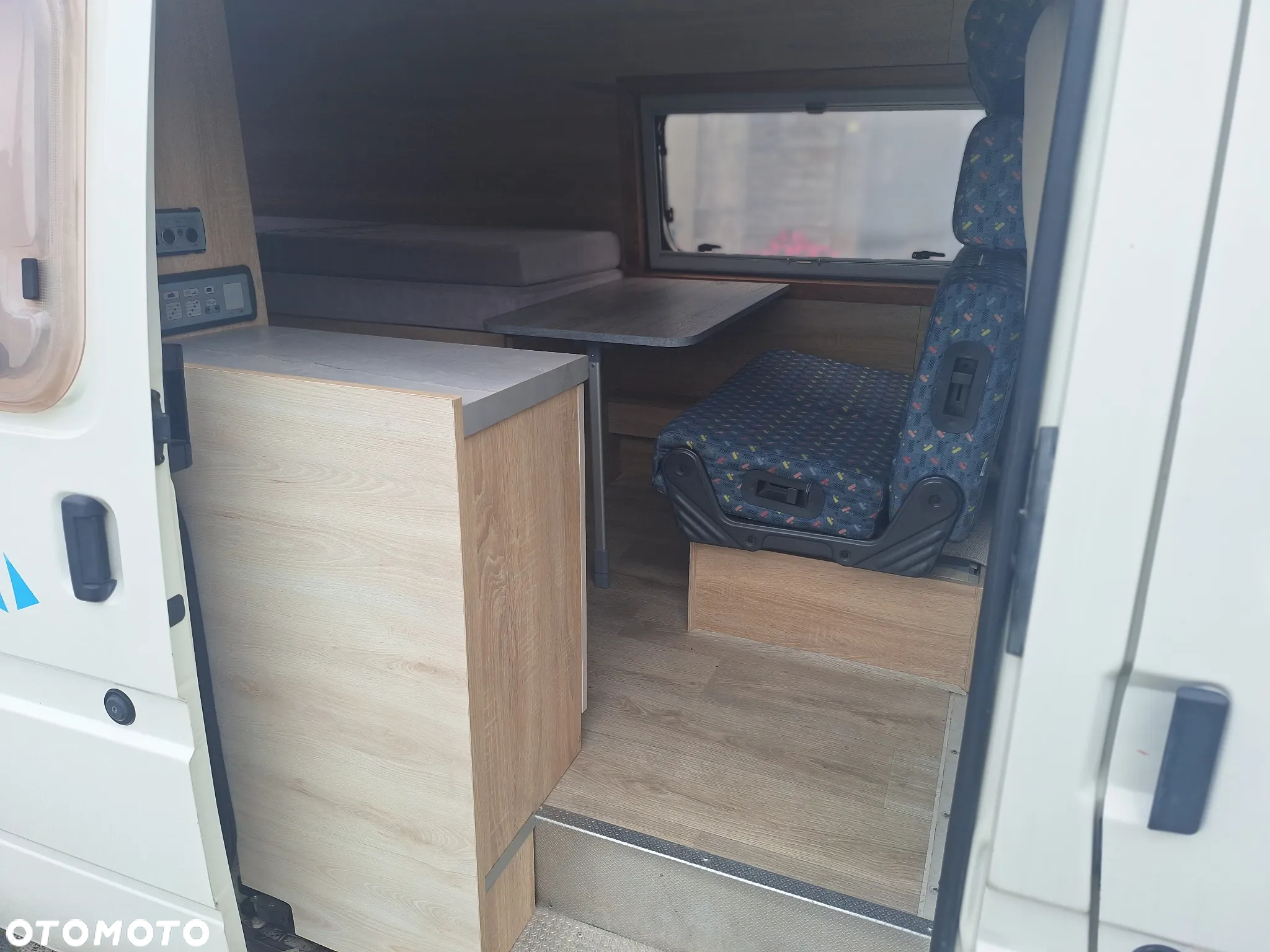 Ford Transit - 9