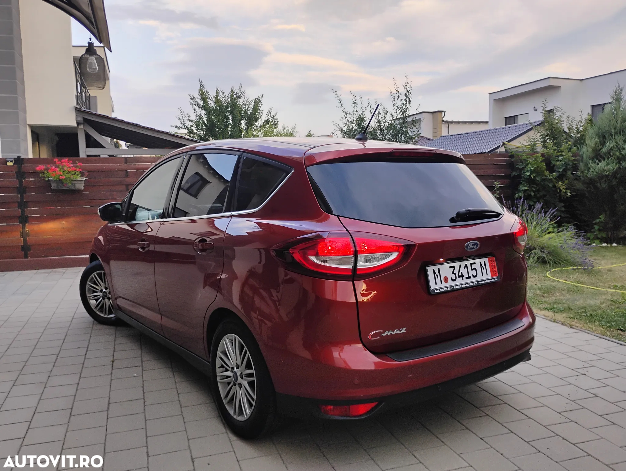 Ford C-Max 1.5 TDCi Start-Stop-System Titanium - 3