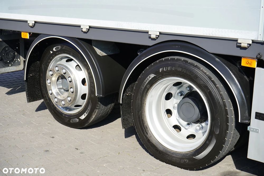 Renault / T 480 / 6 X 2 / SKRZYNIOWY + HDS / PALFINGER PK 24.001 / PILOT / OŚ SKRĘTNA - 39