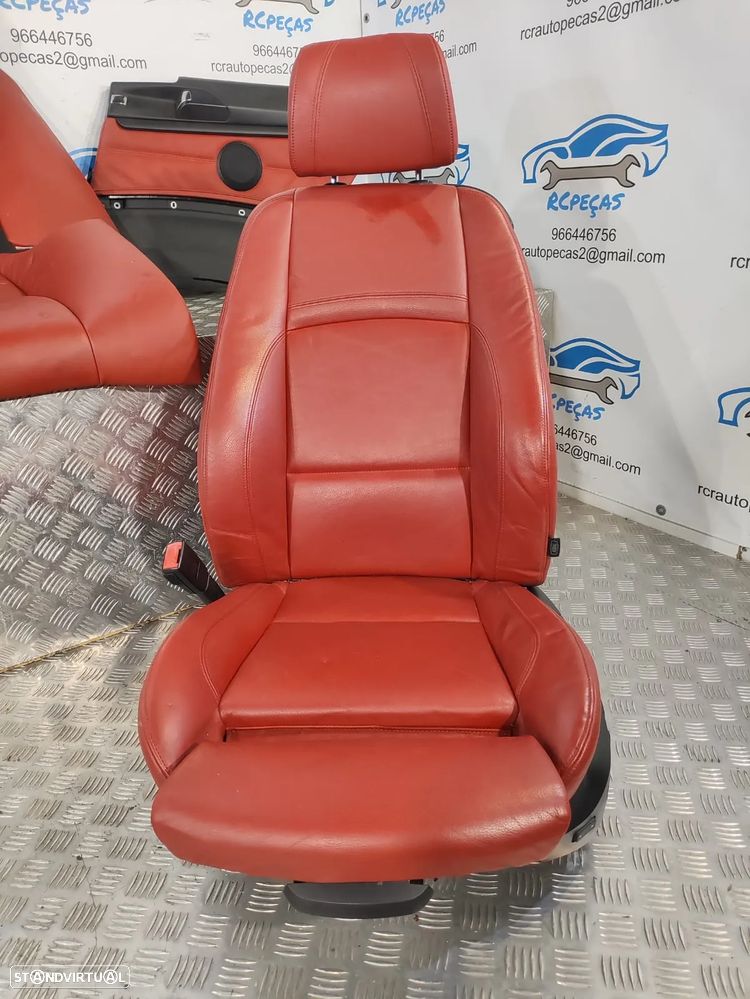 .BANCOS EM PELE BMW SERIE 3 E92 COUPÉ PACK M ELÉTRICOS COM MEMÓRIA AIRBAGS QUARTELAS TRASEIRAS ORIGINAIS - 10