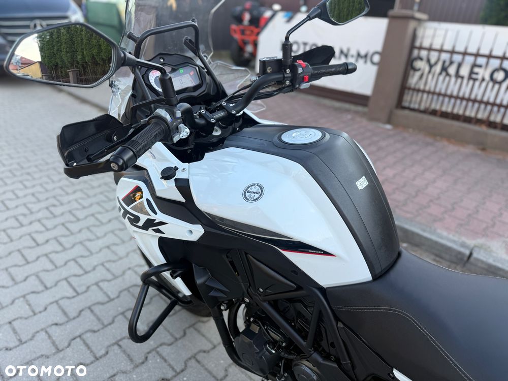 Benelli TRK 502X - 25