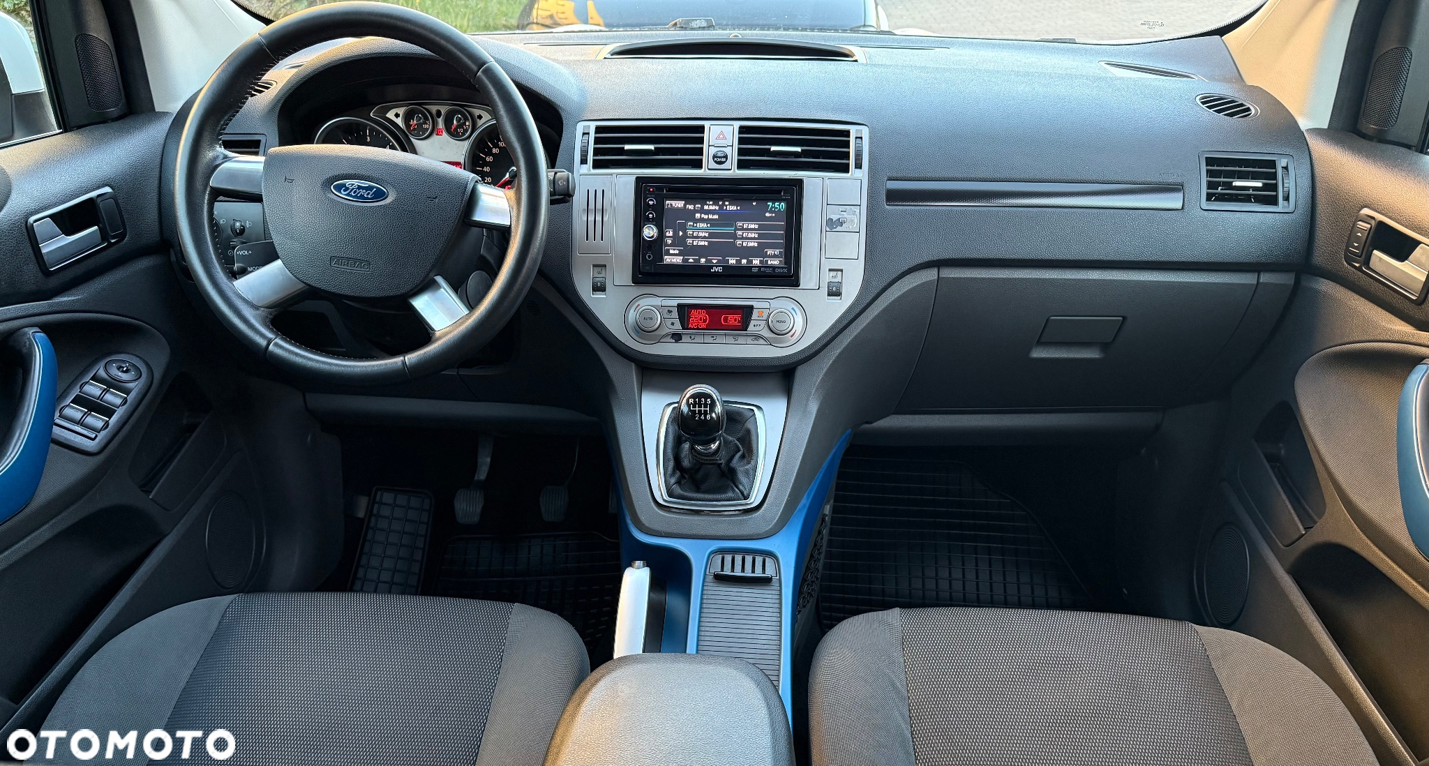 Ford Kuga 2.0 TDCi 2x4 Trend - 5