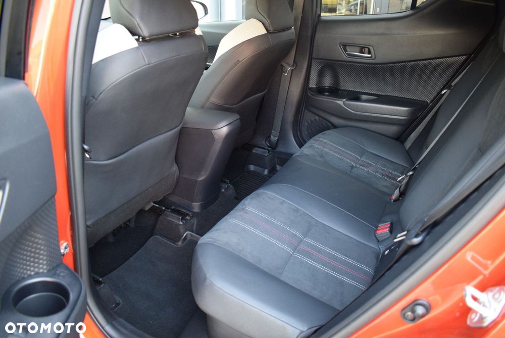 Toyota C-HR 2.0 Hybrid GR Sport - 28