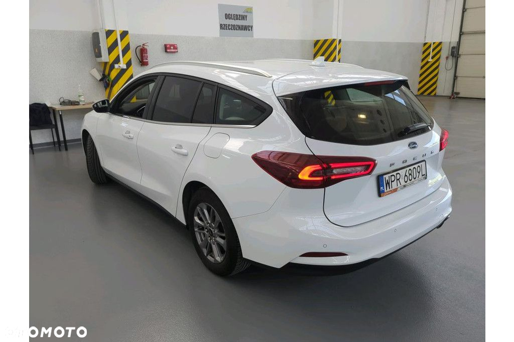 Ford Focus 1.0 EcoBoost Titanium - 2