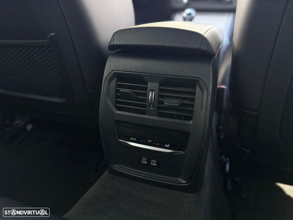 BMW 320 e Corporate Edition Auto - 53