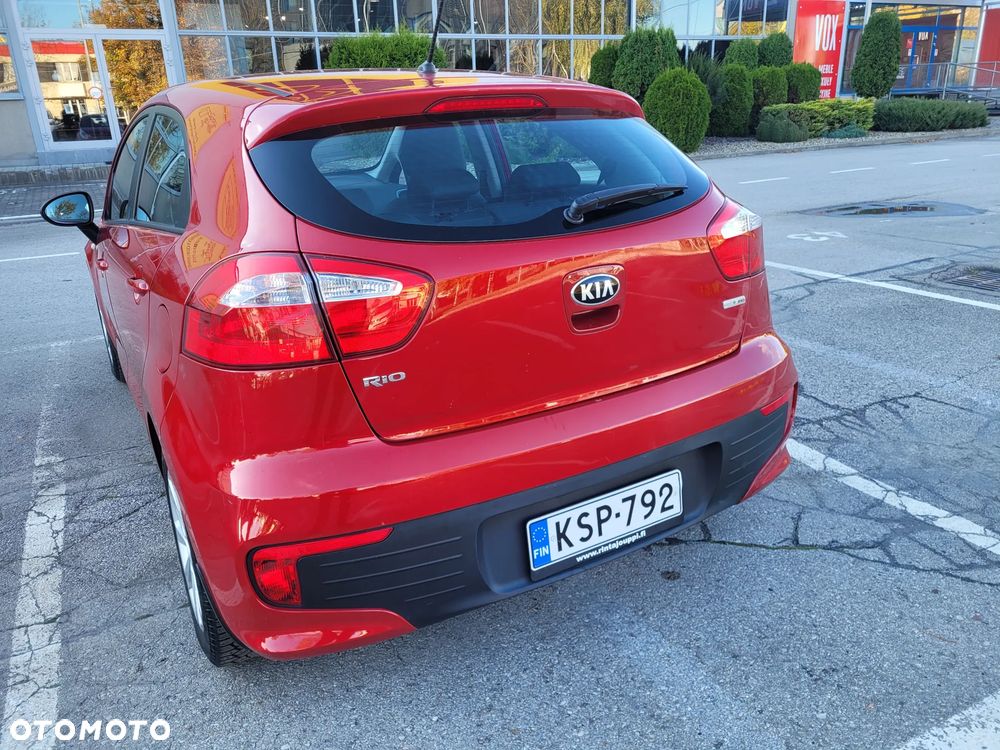 Kia Rio - 3
